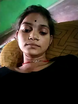 Jooli cuty online show from April 26, 2026, 12:03 pm