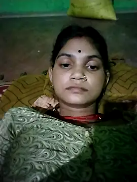 Jooli cuty online show from April 28, 2026, 5:51 pm