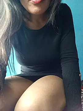 Saniya76 online show from December 3, 2025, 4:16 pm