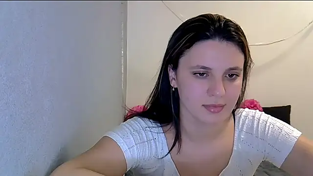 KiraHoney online show from March 6, 2026, 7:54 pm