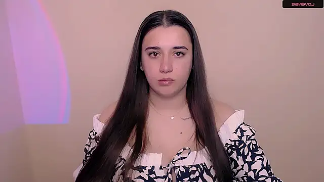 AlinaDoll  online show from April 22, 2026, 7:33 am