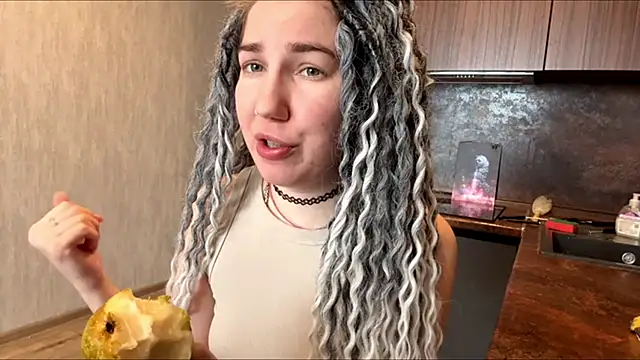 Snapshot of GeraldineStevenson chatting on March 3, 2026, 8:09 am GeraldineStevenson online show from March 3, 2026, 8:09 am