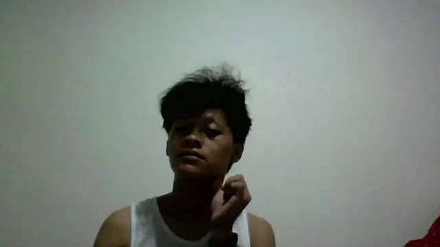 Snapshot of TeenYummy chatting on November 3, 2025, 2:40 pm TeenYummy online show from November 3, 2025, 2:40 pm