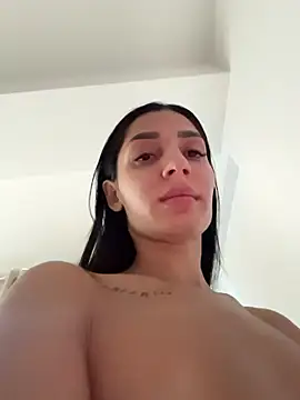 VickyM99 online show from November 13, 2025, 6:23 am