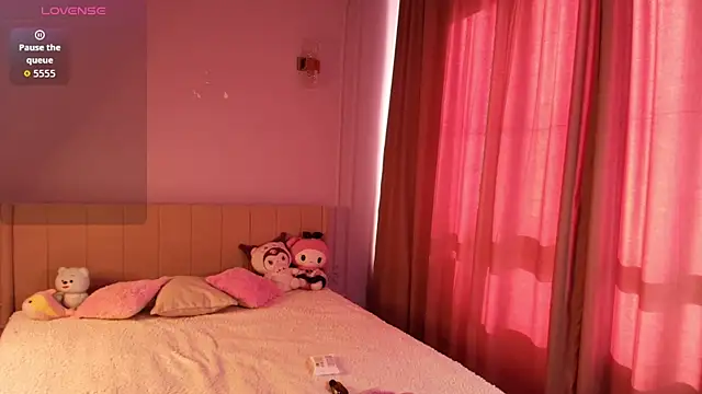 lihnpham online show from April 6, 2026, 3:04 am