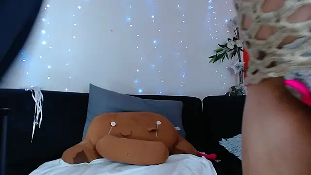 wandalive online show from April 11, 2026, 7:45 am