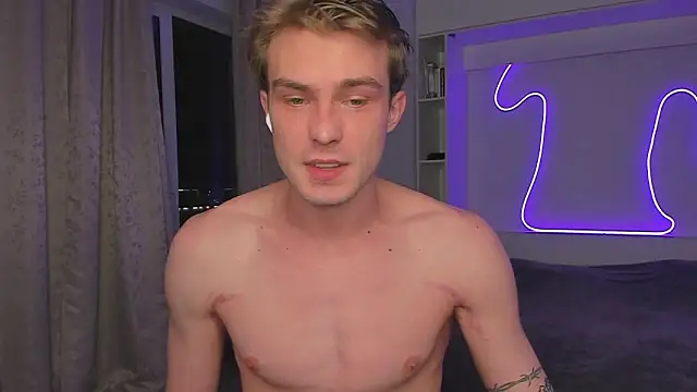 DanteRay online show from November 15, 2025, 1:25 am