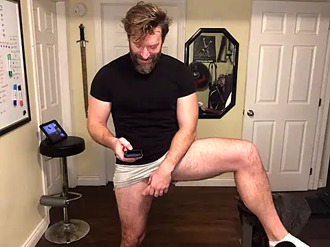 Snapshot of RockHammercock chatting on November 17, 2025, 1:06 pm RockHammercock online show from November 17, 2025, 1:06 pm