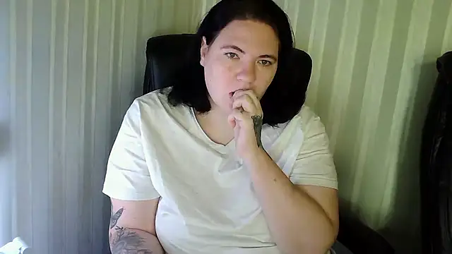 XLisaBlueXsS online show from November 14, 2025, 6:23 am