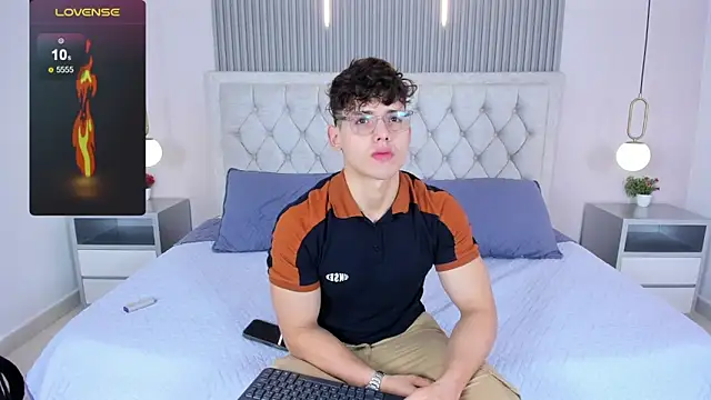 Snapshot of jhoumod_21_ chatting on November 30, 2025, 2:59 am jhoumod 21 online show from November 30, 2025, 2:59 am