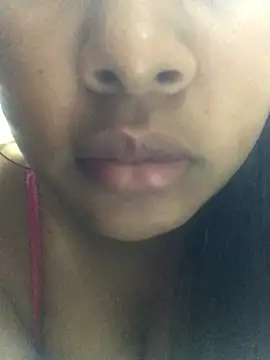 Snapshot of _Johana_ chatting on November 5, 2025, 1:16 am Johana online show from November 5, 2025, 1:16 am