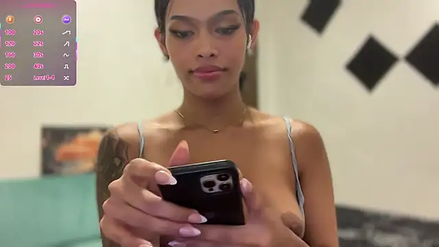 Snapshot of miapasitaa chatting on March 3, 2026, 8:04 pm miapasitaa online show from March 3, 2026, 8:04 pm