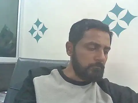 RubyEntity online show from November 14, 2025, 9:30 am