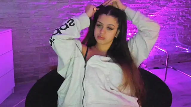 BellaNoir  online show from January 14, 2026, 6:08 am