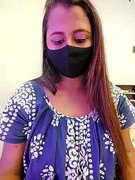 LoveLy-Soneya online show from January 13, 2026, 7:13 am