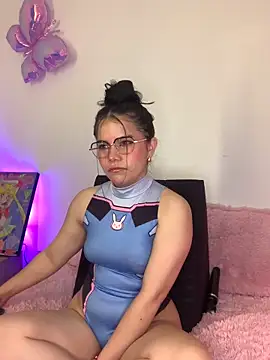 violettabond online show from February 8, 2026, 10:07 am