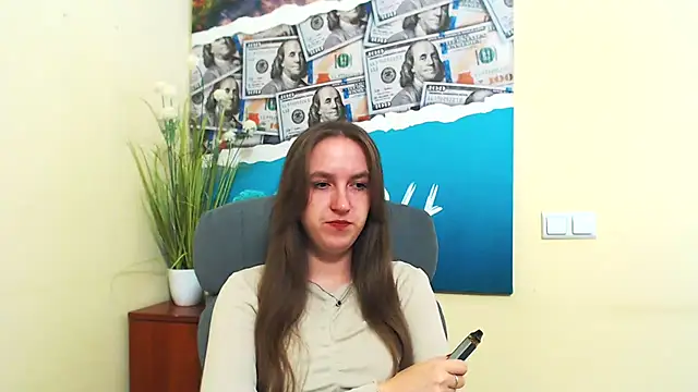 Snapshot of Nesie-Stoun chatting on November 7, 2025, 9:31 am Nesie-Stoun online show from November 7, 2025, 9:31 am