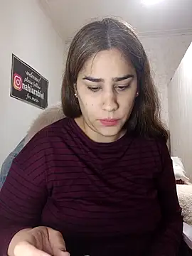 nahiarabiel33 online show from June 10, 2026, 5:12 pm