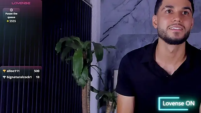 Snapshot of Bry_Dalton chatting on November 8, 2025, 4:12 am Bry Dalton online show from November 8, 2025, 4:12 am