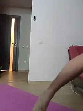 Snapshot of lucky_swimmer chatting on November 28, 2025, 3:14 pm lucky swimmer online show from November 28, 2025, 3:14 pm