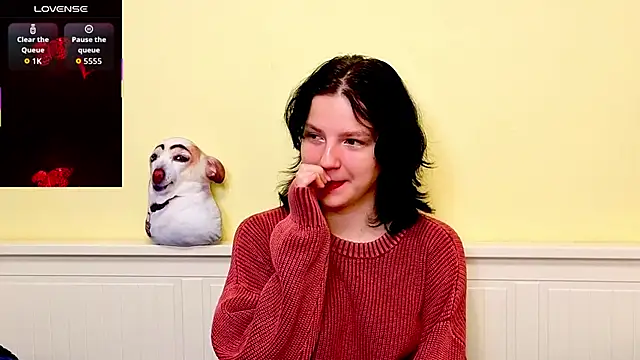 LatinaHuguenin online show from January 9, 2026, 7:22 am