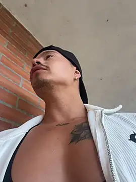 RaySullivan online show from April 8, 2026, 8:42 pm