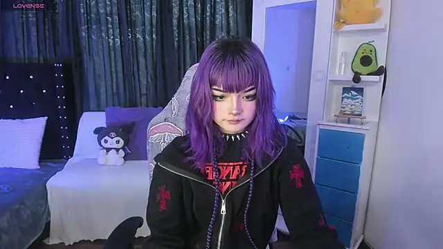 Snapshot of ravencollen chatting on February 17, 2026, 5:30 pm ravencollen online show from February 17, 2026, 5:30 pm