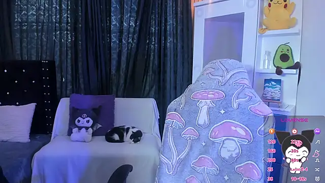 Snapshot of ravencollen chatting on February 20, 2026, 6:19 pm ravencollen online show from February 20, 2026, 6:19 pm