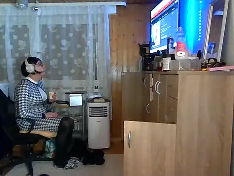 AgnesCross39 online show from November 5, 2025, 1:38 am