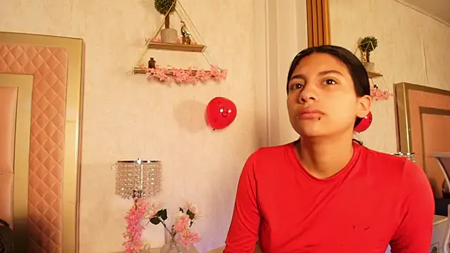 Snapshot of Madhison_5 chatting on February 16, 2026, 12:12 pm Madhison 5 online show from February 16, 2026, 12:12 pm