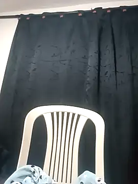 Stephanie1319 online show from November 15, 2025, 6:48 pm