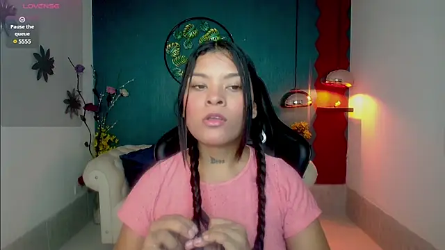 Scandarkmarie online show from December 13, 2025, 11:32 pm