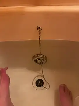 houkeiboy78 online show from April 2, 2026, 9:29 am