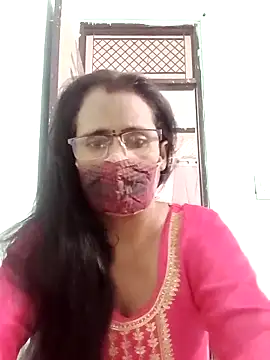 sanjana077 online show from November 29, 2025, 5:10 am