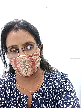 sanjana077 online show from March 18, 2026, 7:28 pm