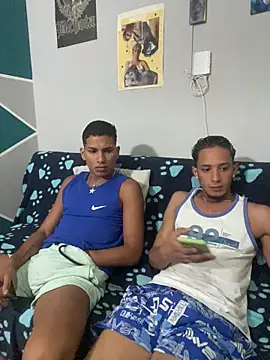 Snapshot of Mike_and_Rayan chatting on February 11, 2026, 1:10 am Mike and Rayan online show from February 11, 2026, 1:10 am