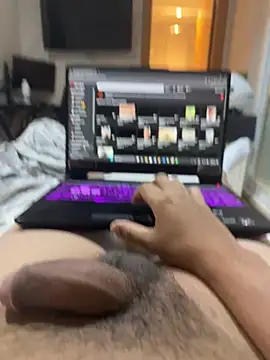 Hernan268 online show from November 5, 2025, 9:09 am