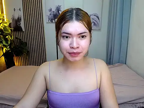 furry puss online show from November 26, 2025, 3:35 pm