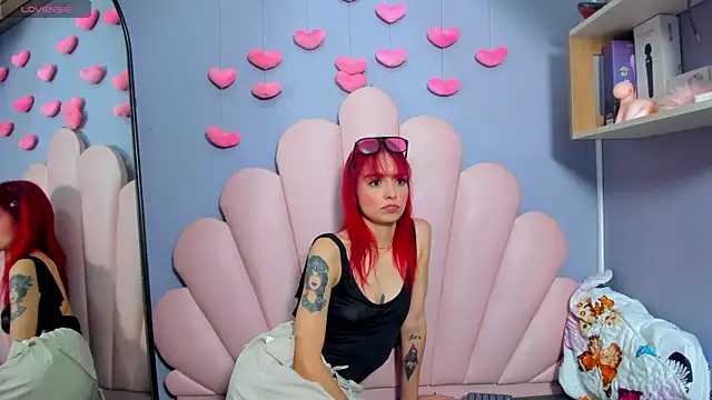 luci miller online show from February 10, 2026, 2:59 am