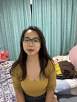 Hmm 0303 online show from December 19, 2025, 2:35 pm