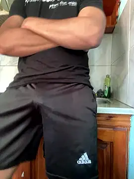 Maluma1995 online show from January 11, 2026, 5:29 pm