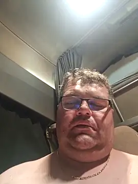 Grase44 online show from December 2, 2025, 10:05 pm