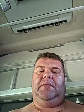 Grase44 online show from December 19, 2025, 3:19 pm