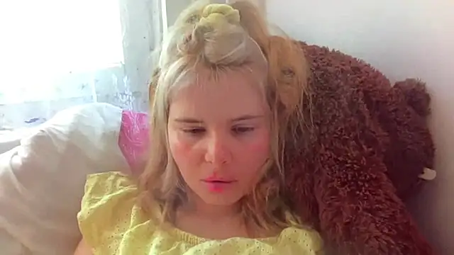 HornyElena online show from April 20, 2026, 10:18 am