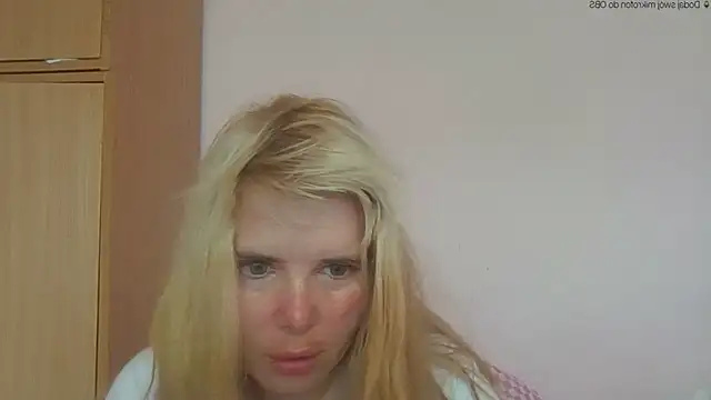 HornyElena online show from May 30, 2026, 3:31 pm