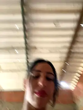 katalellahot03 online show from November 13, 2025, 4:06 pm