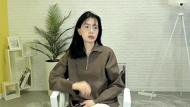 Snapshot of JaneenSeaney chatting on November 7, 2025, 4:56 am JaneenSeaney online show from November 7, 2025, 4:56 am