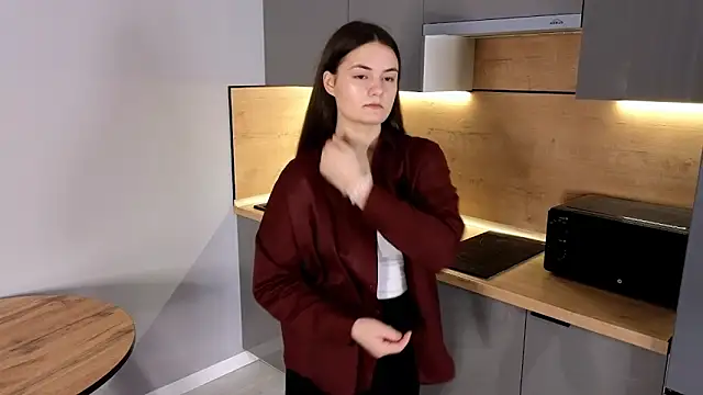 JoyBradley online show from November 30, 2025, 6:06 am