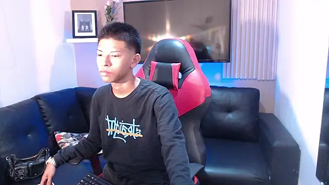 Tessachains 2  online show from January 8, 2026, 3:25 pm