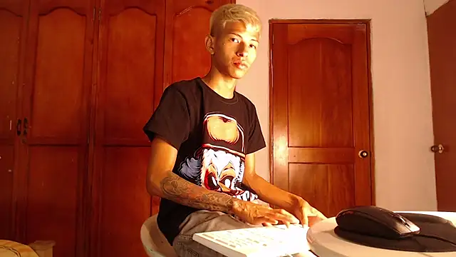 Tessachains 2  online show from March 3, 2026, 2:18 am